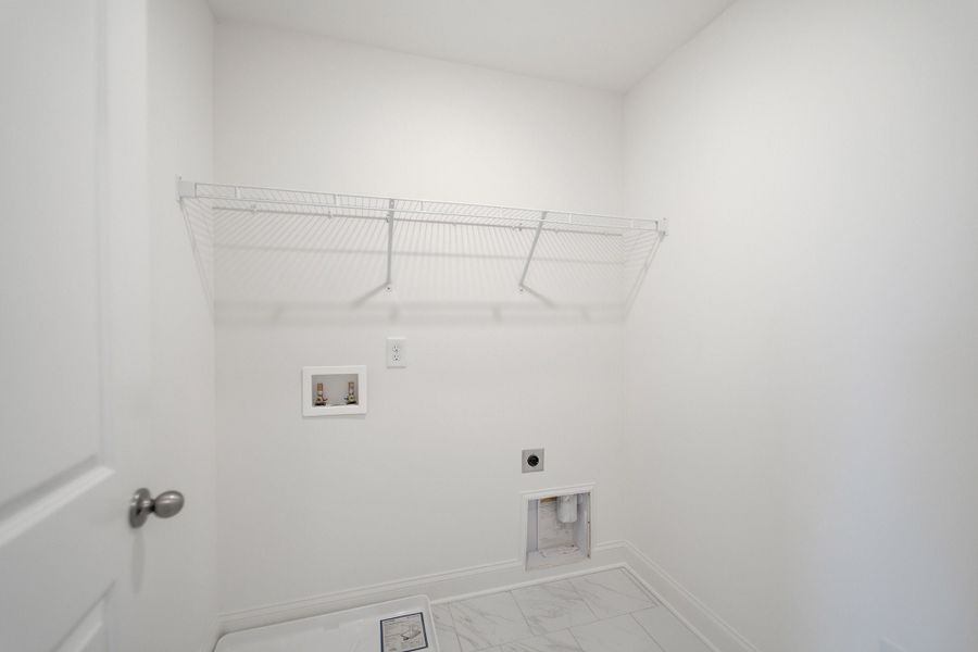 Spacious, unfurnished interior of a new home in The Retreat at Norman Farm, Hendersonville (Image 31).