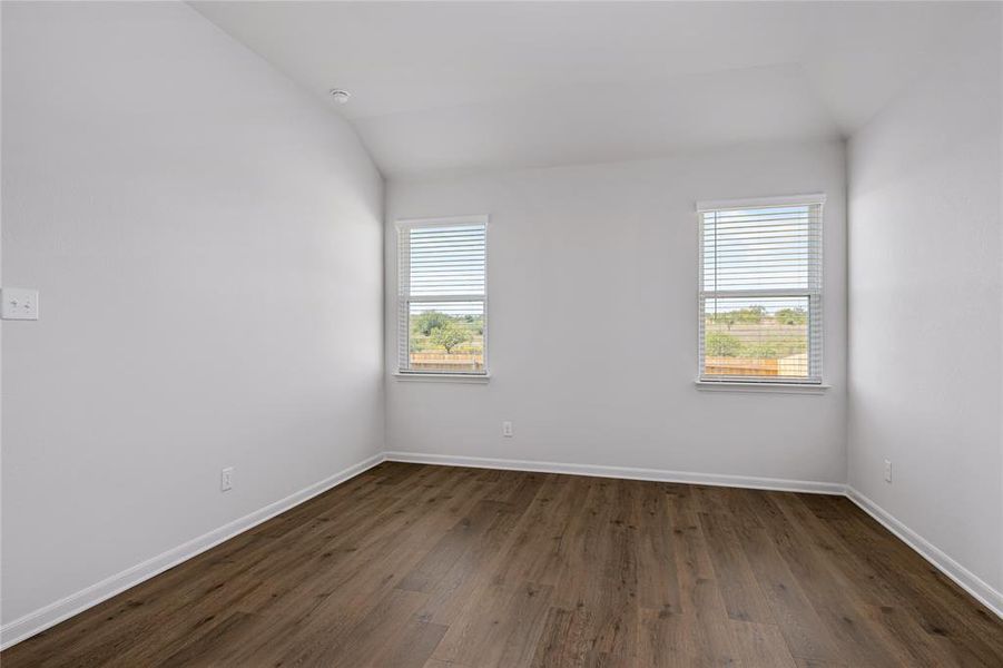 Spacious, unfurnished interior of a new home in Vista West, Fort Worth (Image 7).