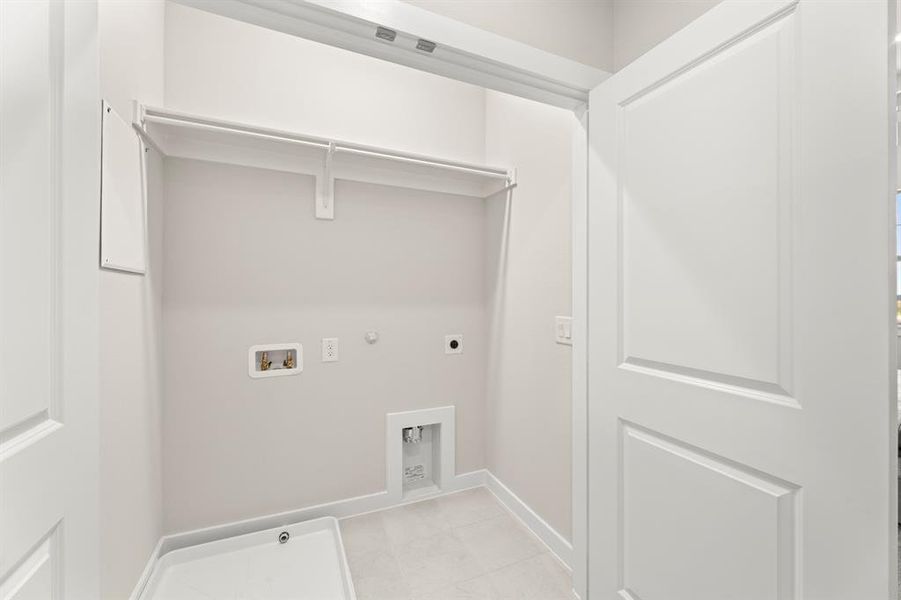 9015 Indianola_2540_Coral_Utility