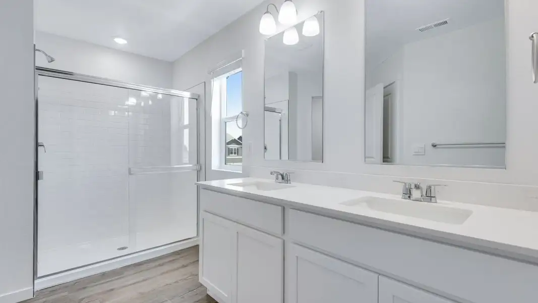 Furnished interior view inside a new home in Vista Meadows, Fort Lupton (Image 10).
