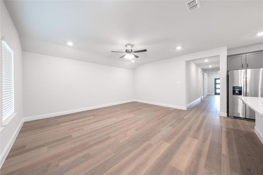 Spacious, unfurnished interior of a new home in Chalk Hill, Celina (Image 16). Spacious, unfurnished interior of a new home in Chalk Hill, Celina (Image 16).