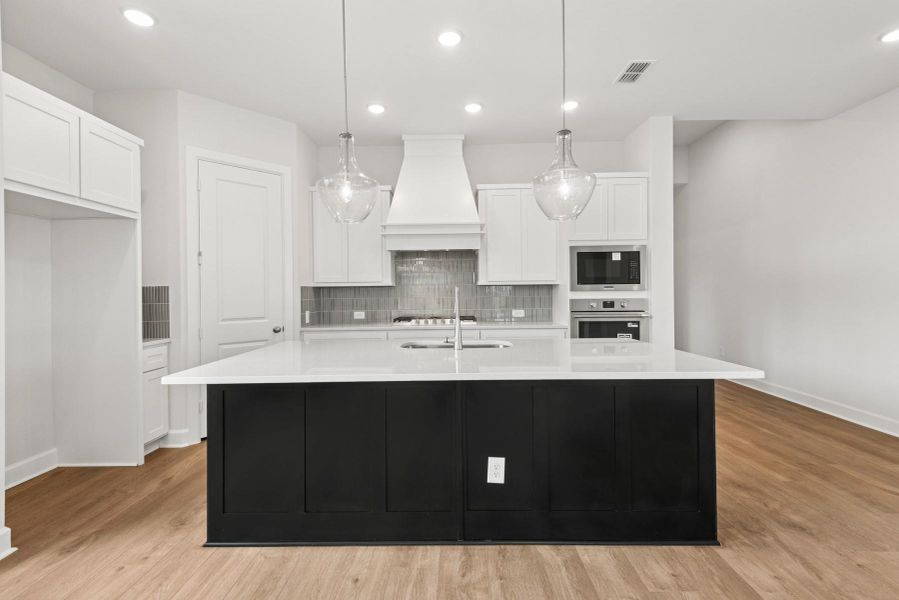 Furnished interior view inside a new home in ARTAVIA 45' Homesites, Conroe (Image 17).