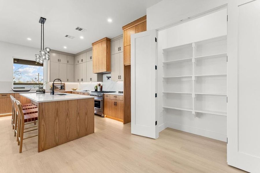 Furnished interior view inside a new home in , Dallas (Image 14).