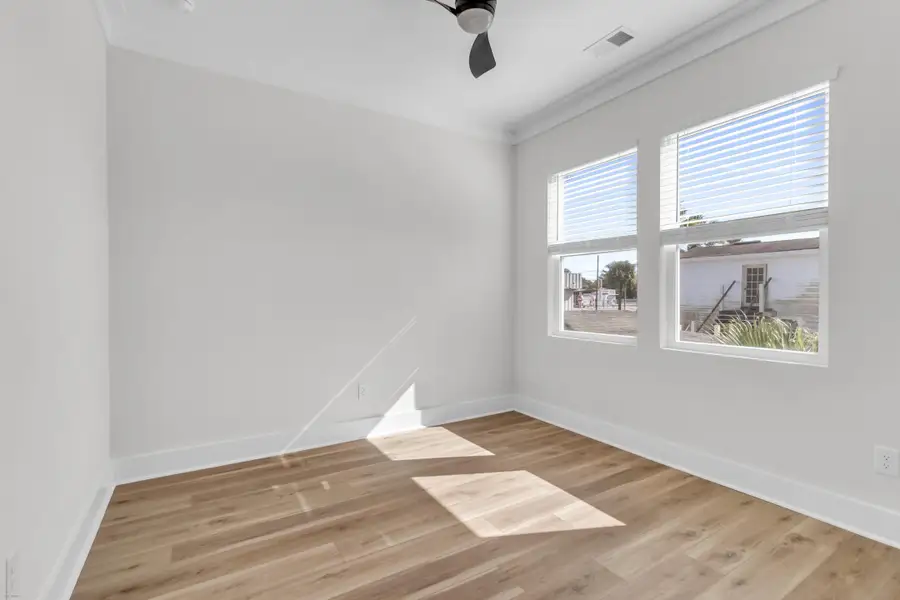 Spacious, unfurnished interior of a new home in , North Charleston (Image 24).