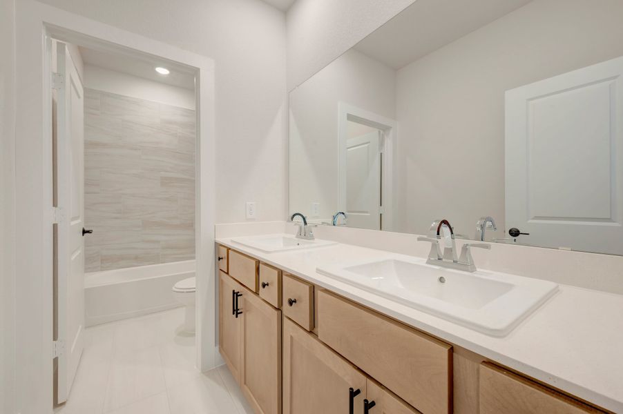 Furnished interior view inside a new home in Treeline, Justin (Image 13).