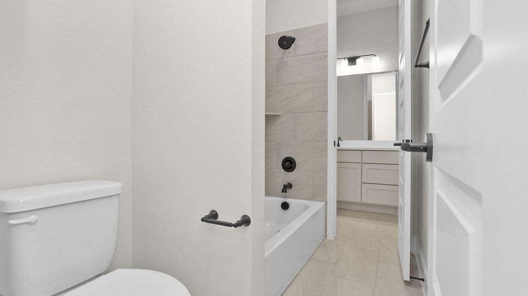 Furnished interior view inside a new home in Briarley, Montgomery (Image 9).