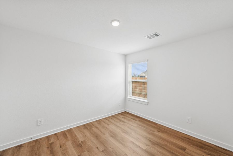 Spacious, unfurnished interior of a new home in Moran Ranch, Willis (Image 18).