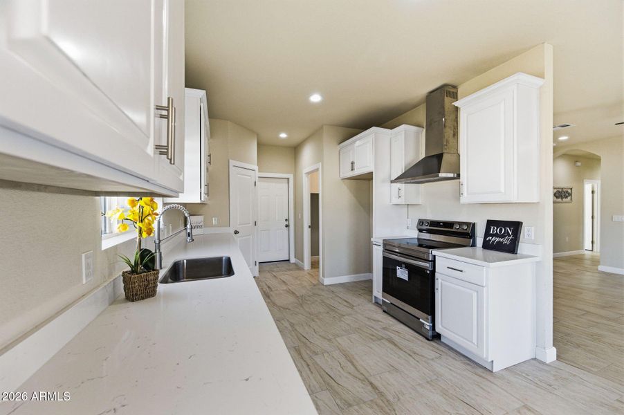 49-web-or-mls-158 N Pettoshas Dr-48