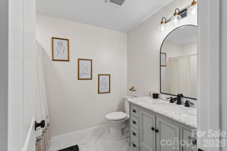 Bath 3 (Upstairs)
