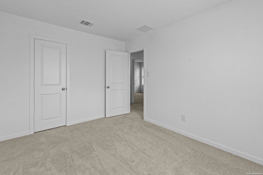 Spacious, unfurnished interior of a new home in Spring Grove, St. Hedwig (Image 19). Spacious, unfurnished interior of a new home in Spring Grove, St. Hedwig (Image 19).