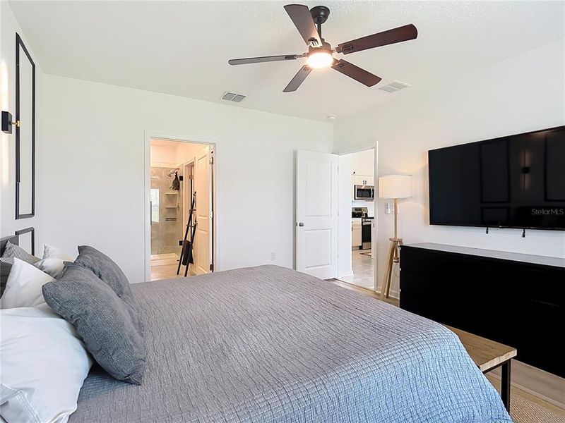 Furnished interior view inside a new home in , Kissimmee (Image 31).