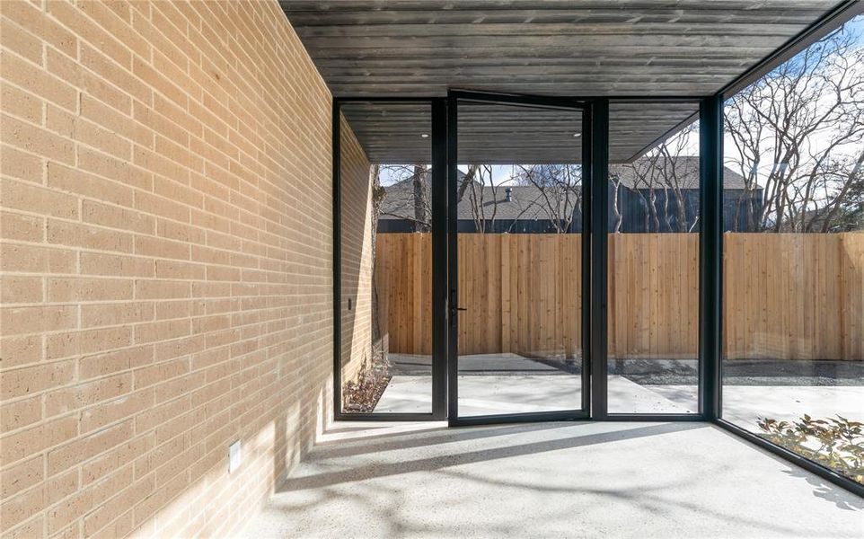 Exterior details and patio area of a home in , Dallas (Image 3).