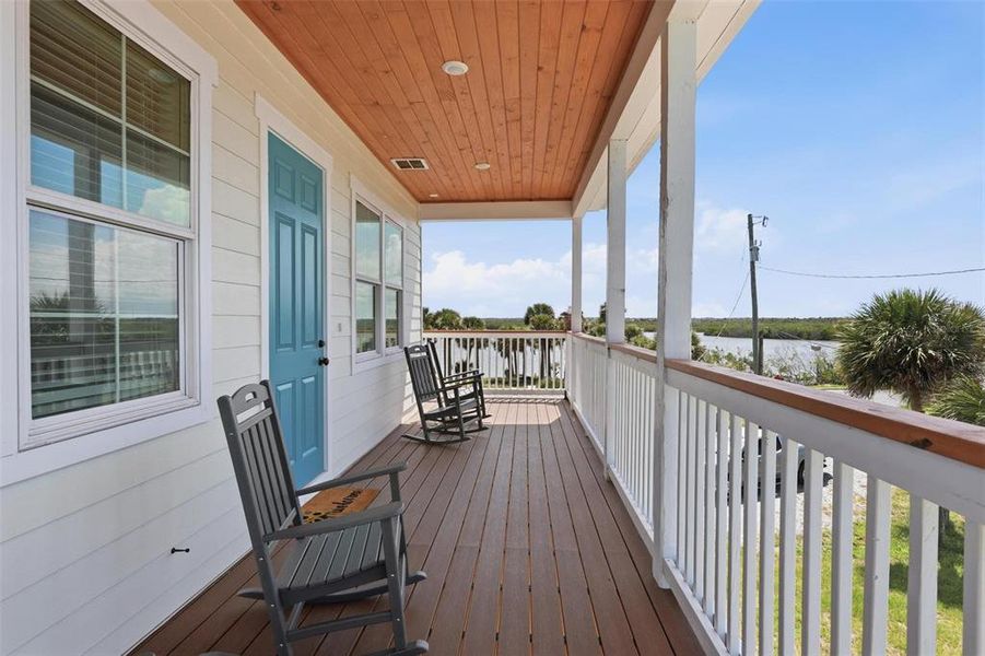 Exterior details and patio area of a home in , New Smyrna Beach (Image 3).