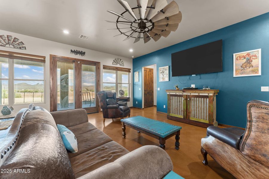 19-web-or-mls-DSC09231 19-web-or-mls-DSC09231