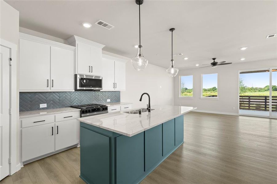 Furnished interior view inside a new home in Ten Mile Creek, Celina (Image 10).