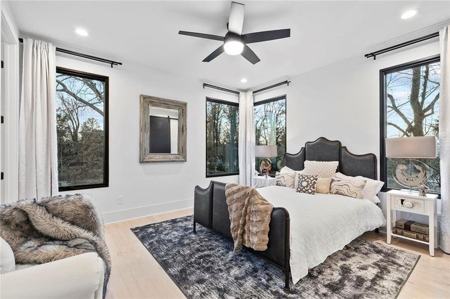 Furnished interior view inside a new home in , Atlanta (Image 28).