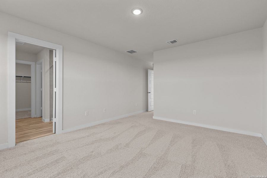 Spacious, unfurnished interior of a new home in Applewhite Meadows, San Antonio (Image 16). Spacious, unfurnished interior of a new home in Applewhite Meadows, San Antonio (Image 16).