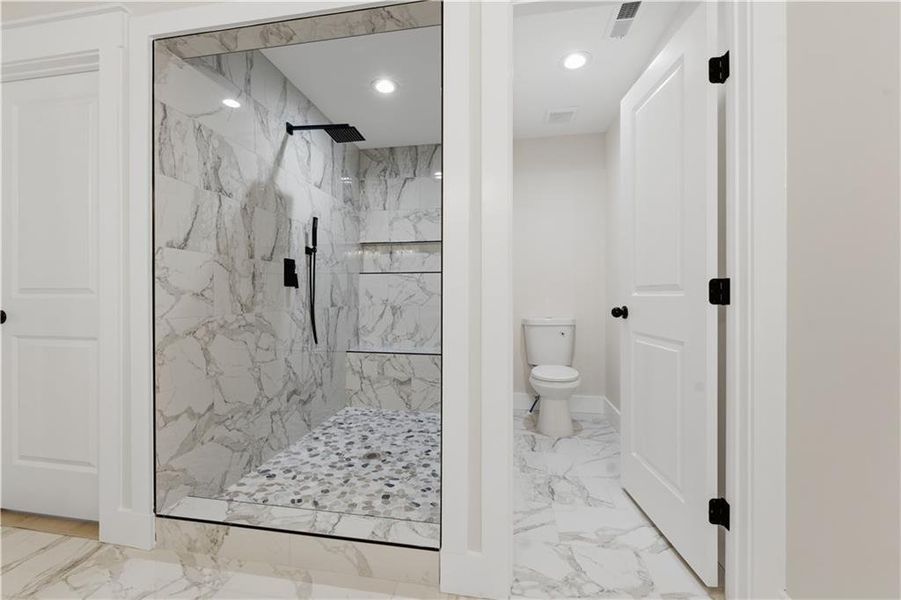 Furnished interior view inside a new home in , Mableton (Image 7).