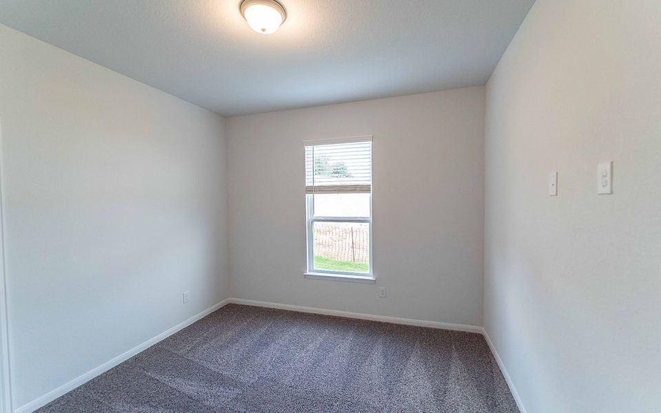 Spacious, unfurnished interior of a new home in Homestead, Schertz (Image 16).