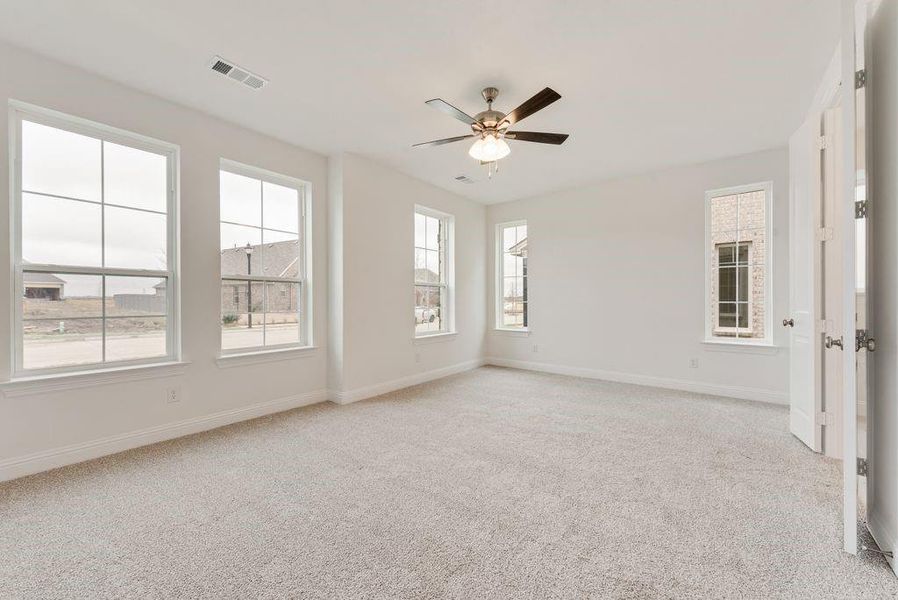 Spacious, unfurnished interior of a new home in Prairie Ridge, Midlothian (Image 23). Spacious, unfurnished interior of a new home in Prairie Ridge, Midlothian (Image 23).