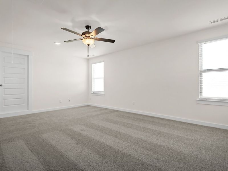 Spacious, unfurnished interior of a new home in Woods Crossing, Gallatin (Image 82).