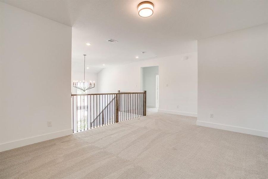 Spacious, unfurnished interior of a new home in Pecan Grove, Burleson (Image 20).