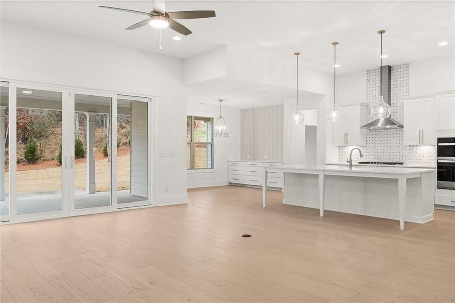 Spacious, unfurnished interior of a new home in Soleil Belmont Park, Canton (Image 54).