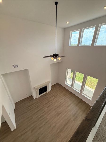 Spacious, unfurnished interior of a new home in Wildrye, Waller (Image 6).