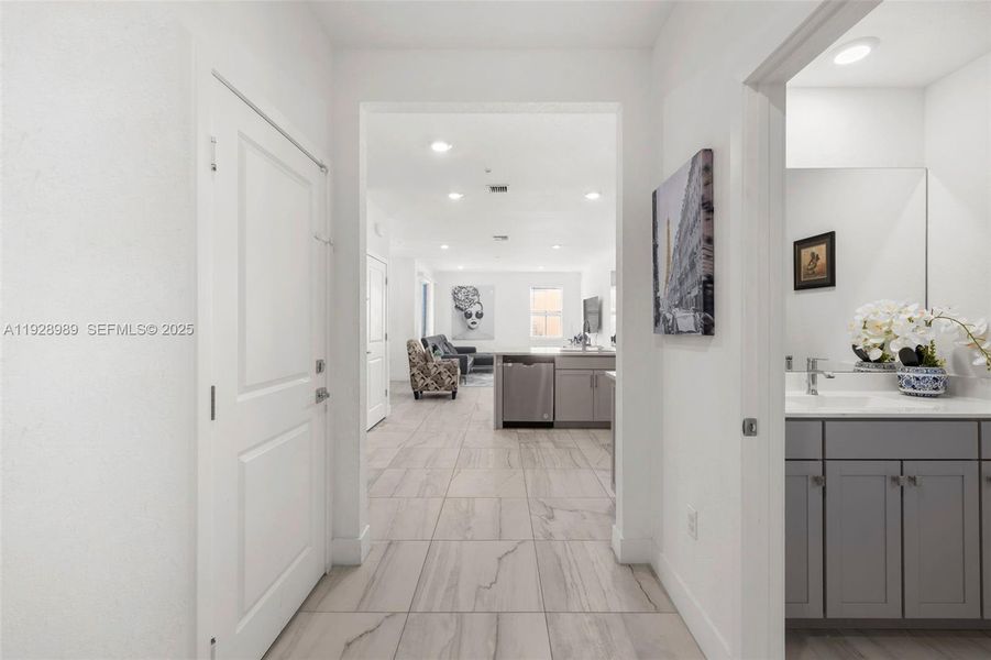 Furnished interior view inside a new home in , Pembroke Pines (Image 36). Furnished interior view inside a new home in , Pembroke Pines (Image 36).