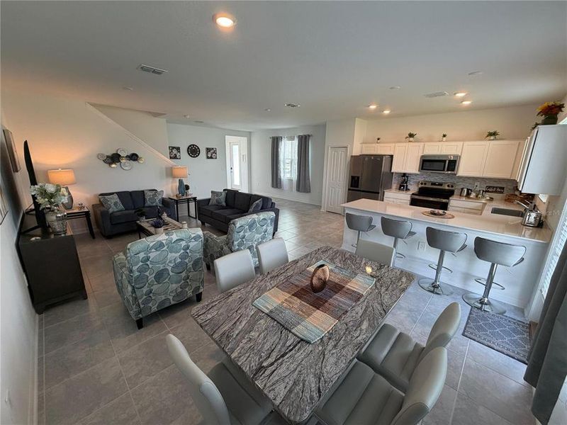 Furnished interior view inside a new home in , Davenport (Image 15). Furnished interior view inside a new home in , Davenport (Image 15).