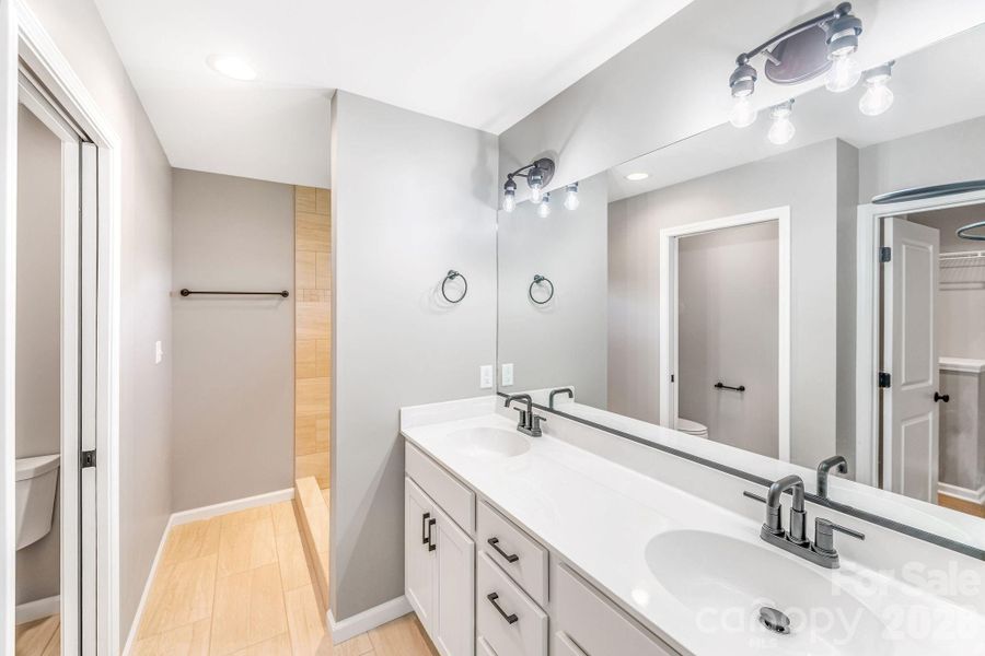 double vanities in primary