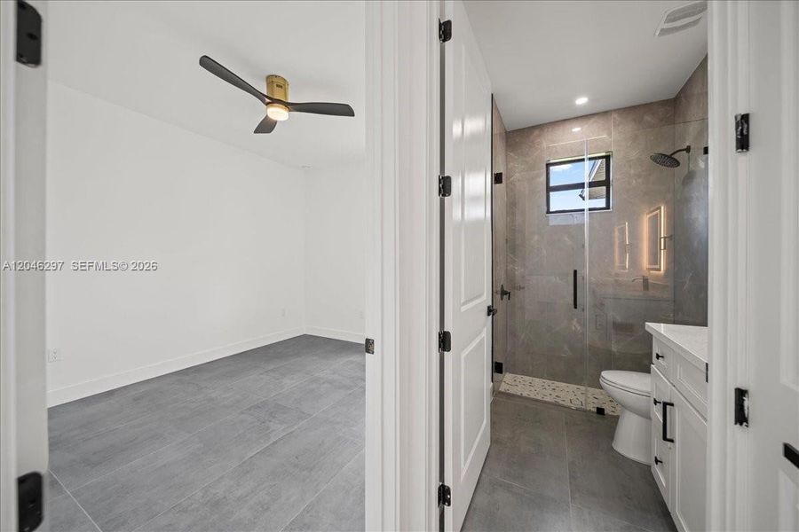 Spacious, unfurnished interior of a new home in , Cape Coral (Image 35). Spacious, unfurnished interior of a new home in , Cape Coral (Image 35).