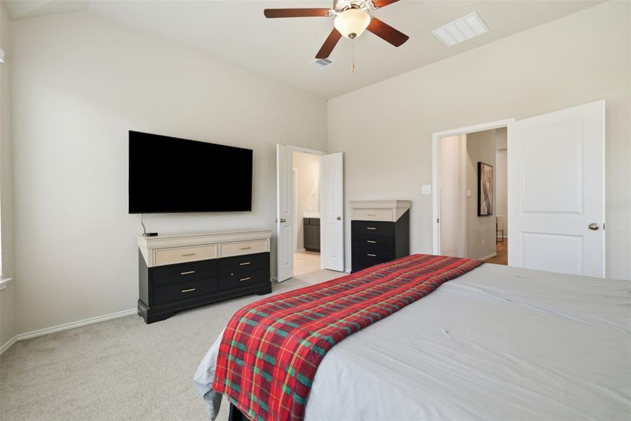 Furnished interior view inside a new home in The Highlands, Porter (Image 19). Furnished interior view inside a new home in The Highlands, Porter (Image 19).