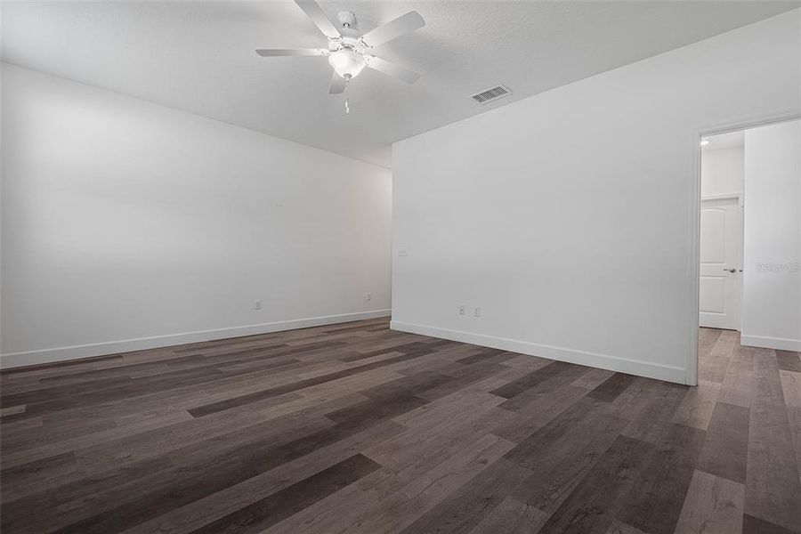 Spacious, unfurnished interior of a new home in , Palm Coast (Image 39).