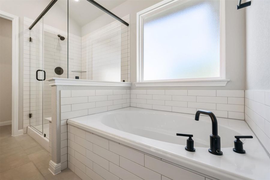Representative images and renderings are for illustrative purposes. Actual structural options and design finishes of home may vary. Representative images and renderings are for illustrative purposes. Actual structural options and design finishes of home may vary.