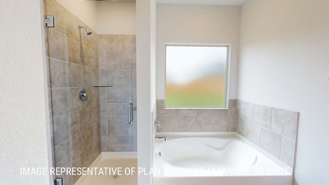 Furnished interior view inside a new home in Saddle Creek, Waco (Image 9).