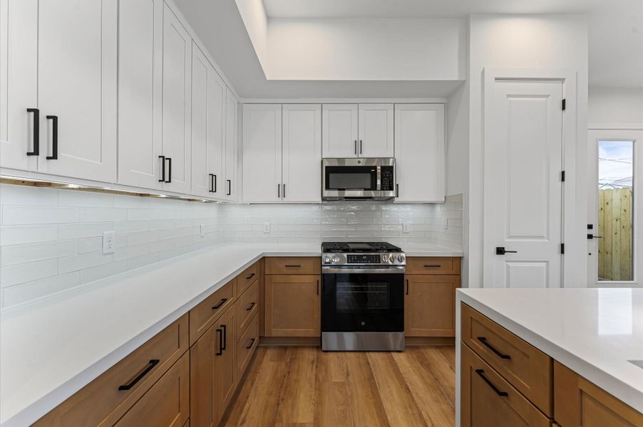 Furnished interior view inside a new home in , Houston (Image 11). Furnished interior view inside a new home in , Houston (Image 11).