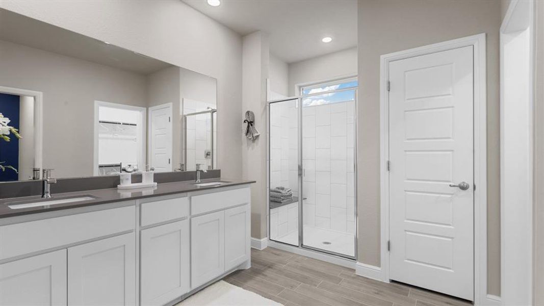 Furnished interior view inside a new home in Bluestem, Rhome (Image 23).