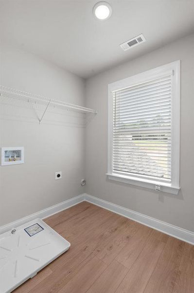 Image 33 of a home in .