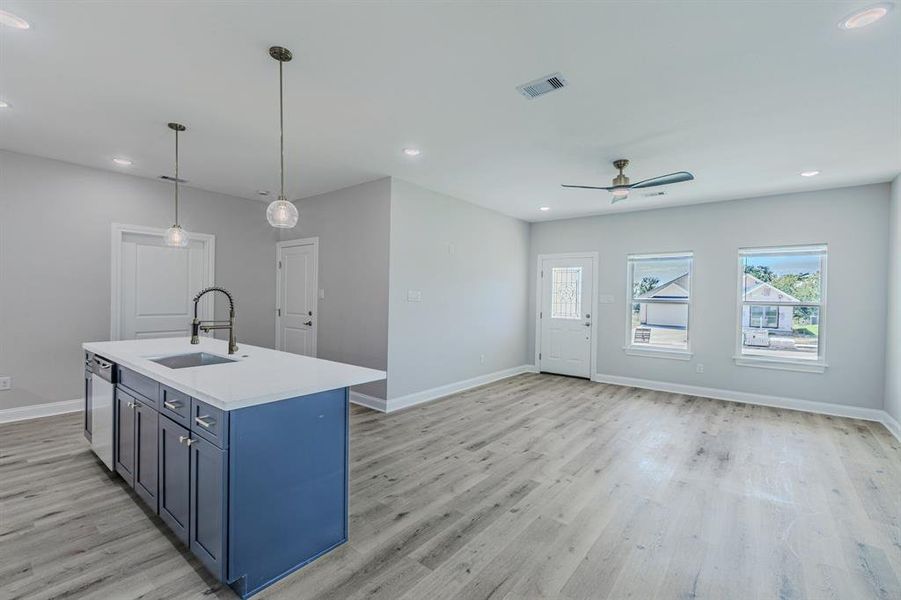 Image 27 of a home in .