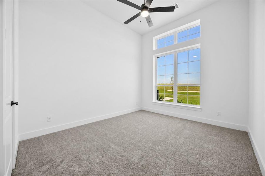 Spacious, unfurnished interior of a new home in , Waxahachie (Image 26).