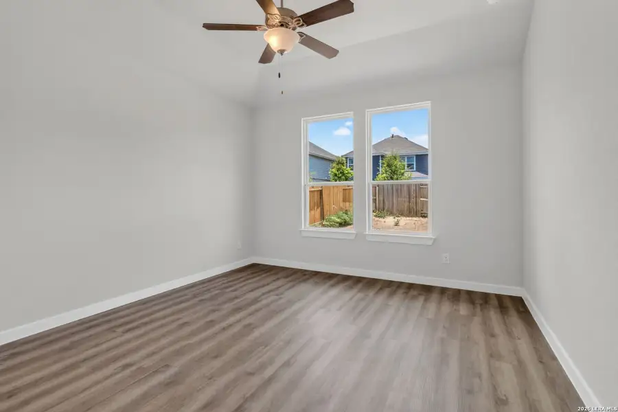 Spacious, unfurnished interior of a new home in Hickory Ridge, Elmendorf (Image 11).