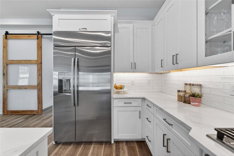 Furnished interior view inside a new home in SouthShore Yacht Club, Ruskin (Image 47). Furnished interior view inside a new home in SouthShore Yacht Club, Ruskin (Image 47).