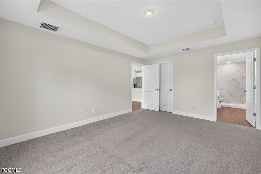 Spacious, unfurnished interior of a new home in Cape Coral, Cape Coral (Image 22). Spacious, unfurnished interior of a new home in Cape Coral, Cape Coral (Image 22).