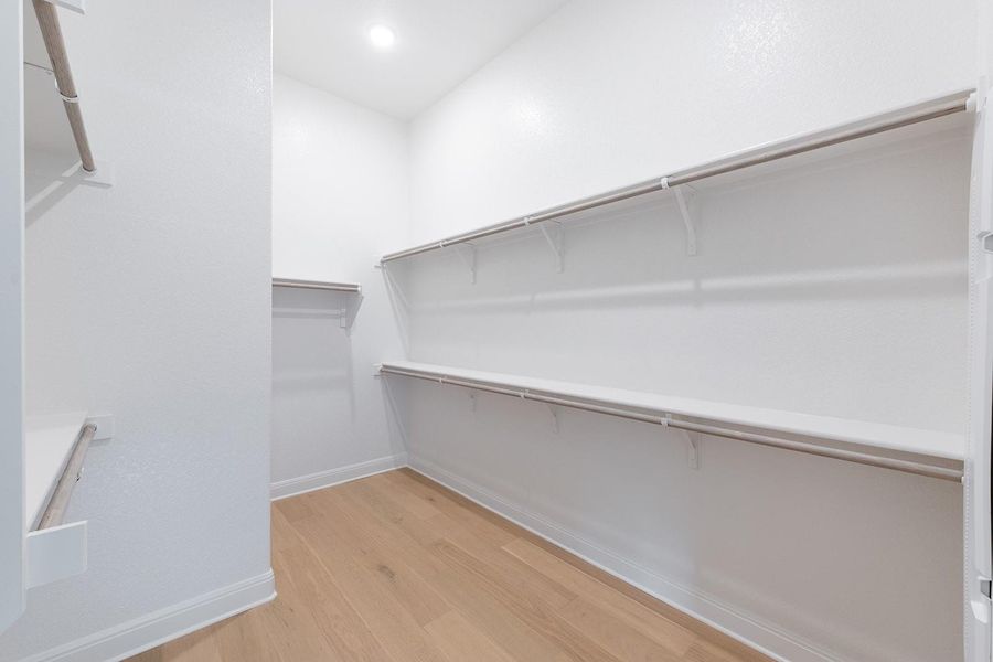 Spacious, unfurnished interior of a new home in Wolf Ranch West Bend - 60', Georgetown (Image 22).