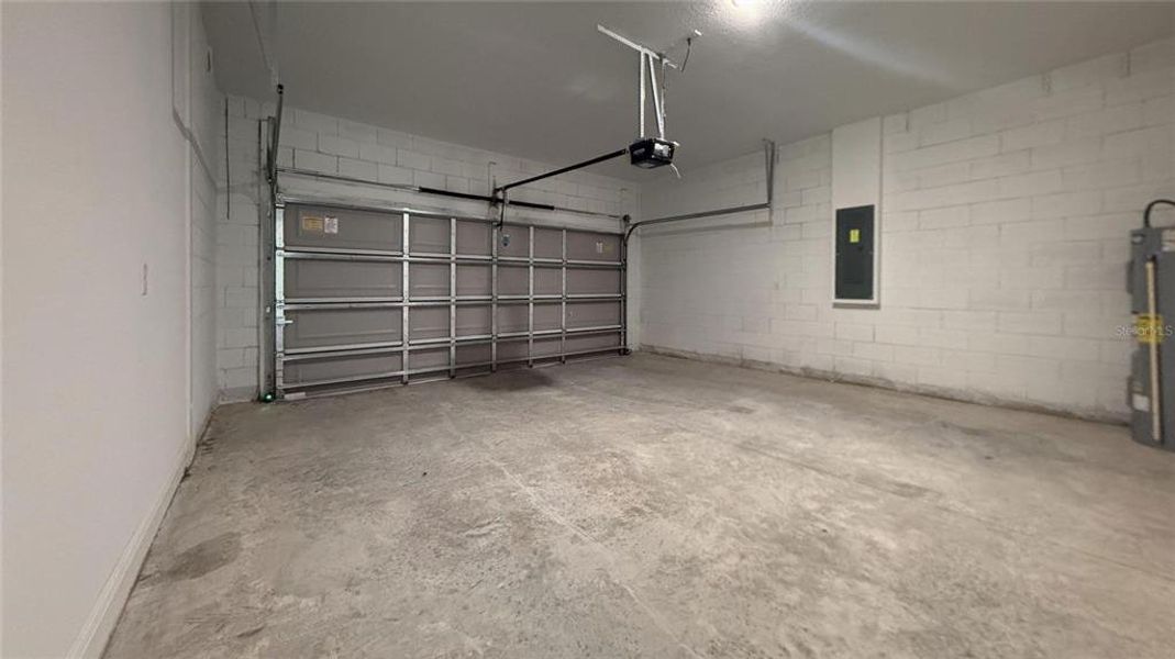 Spacious, unfurnished interior of a new home in , Citrus Springs (Image 12). Spacious, unfurnished interior of a new home in , Citrus Springs (Image 12).