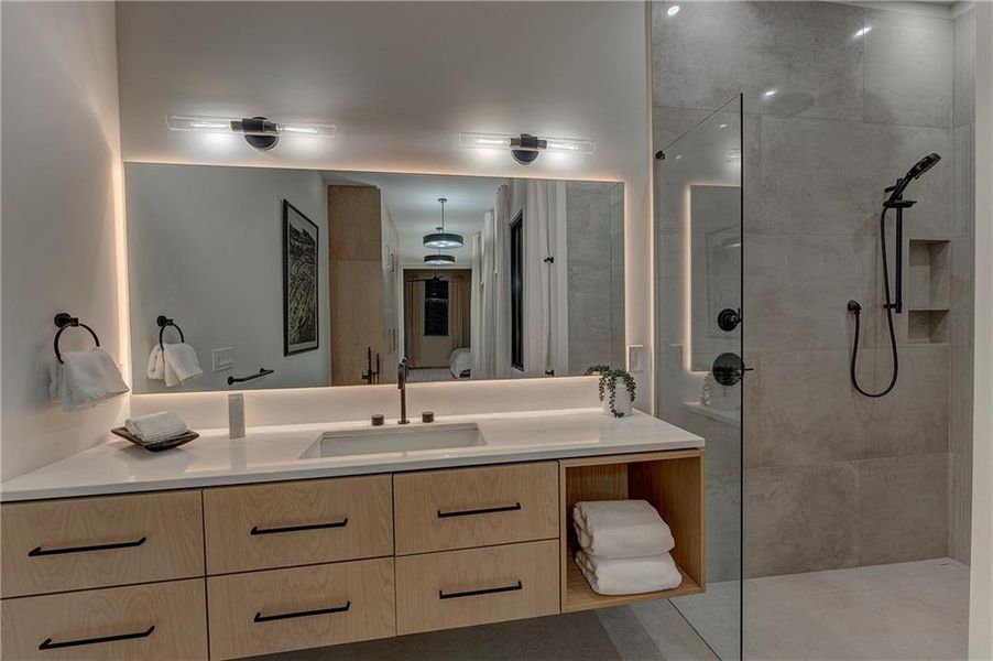 Furnished interior view inside a new home in , Atlanta (Image 40).