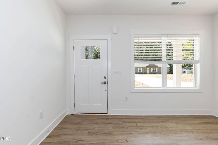 Enterance 02 Enterance 02