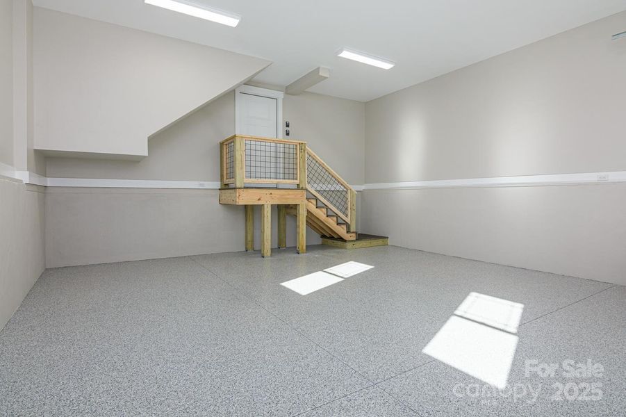 Image 39 of a home in .