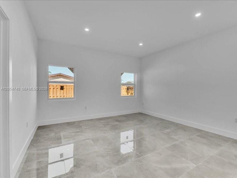 Spacious, unfurnished interior of a new home in , Fort Lauderdale (Image 7). Spacious, unfurnished interior of a new home in , Fort Lauderdale (Image 7).